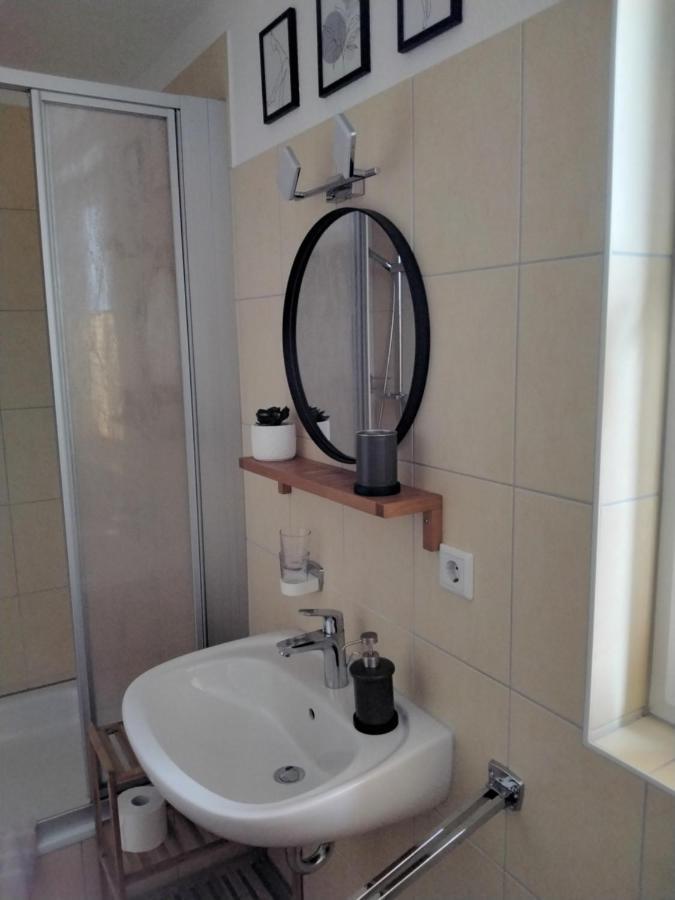 Hotel Am Weinbergschloss Waren  Eksteriør bilde